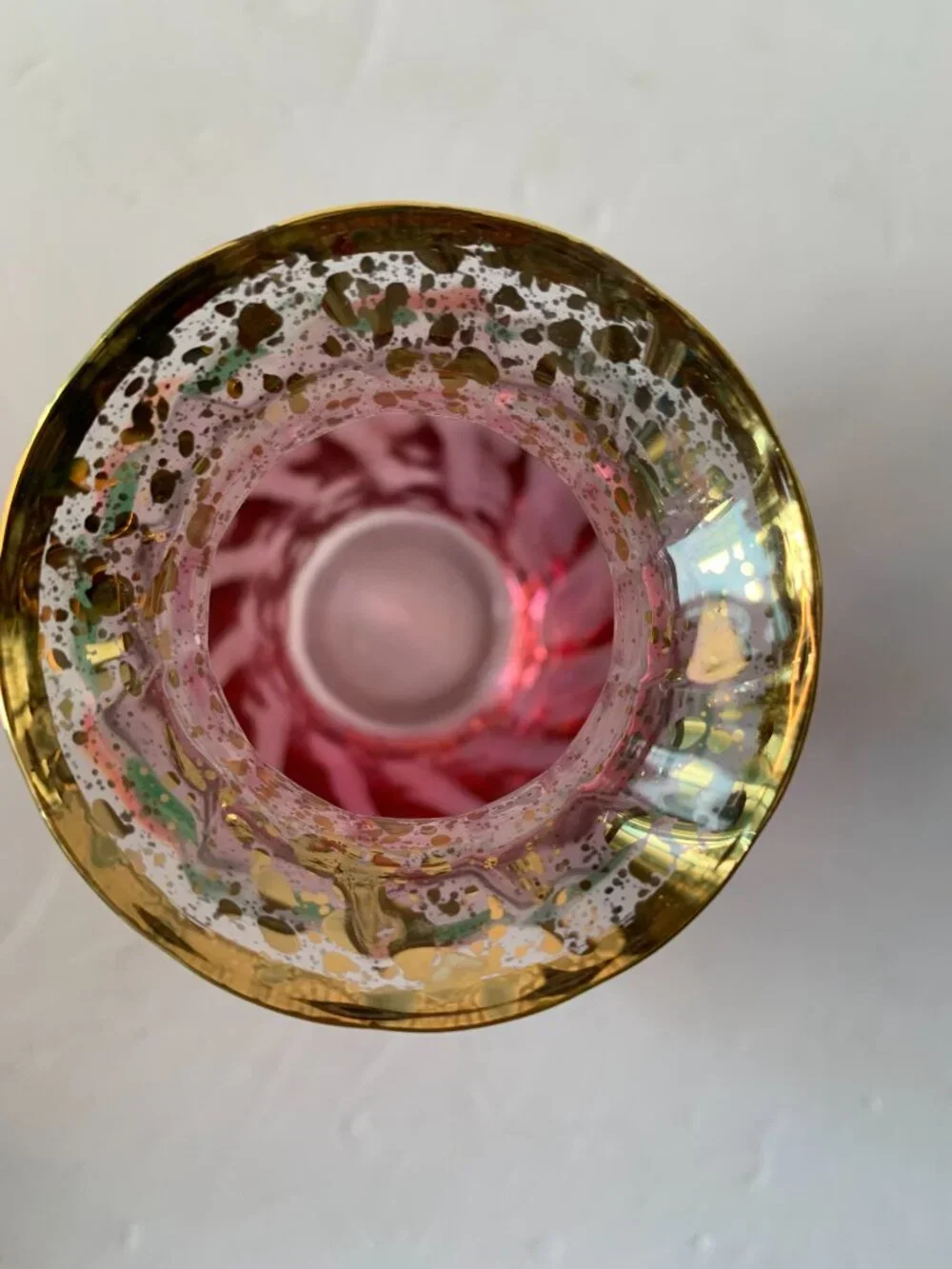 TRACY PORTER CRANBERRY GLASS FLORAL BUD VASE HAND PAINTED PINK ROSE MOTIF GILDED